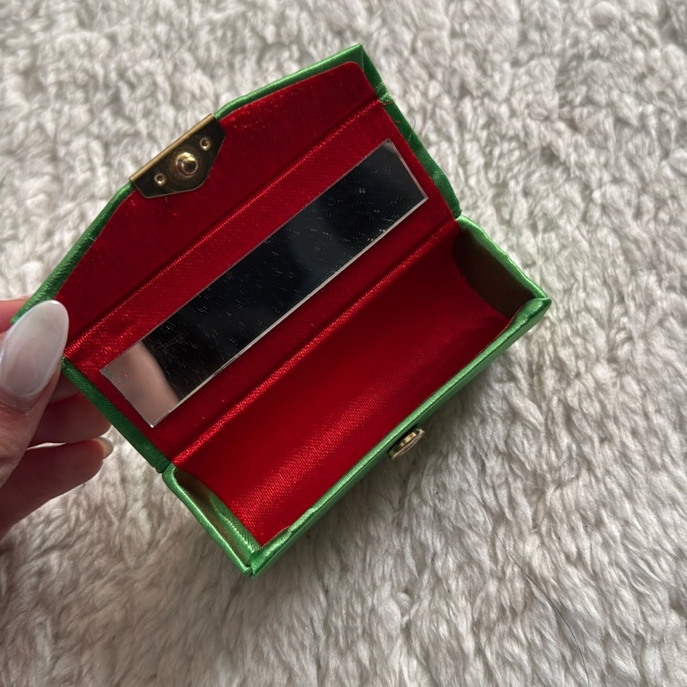 NWOT Vintage Green Silky Floral Embroidered Lipstick Case with Mirror - Picture 3 of 4
